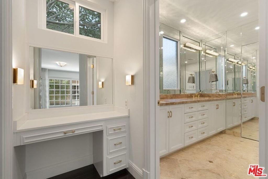 519 N Rexford Drive - Photo 30
