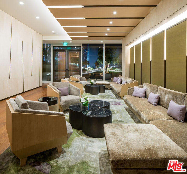 889 Francisco Street - Photo 38