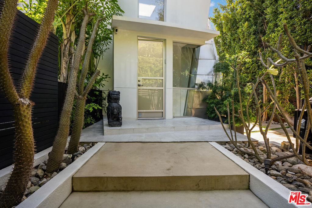 8752 Rangely Avenue - Photo 25