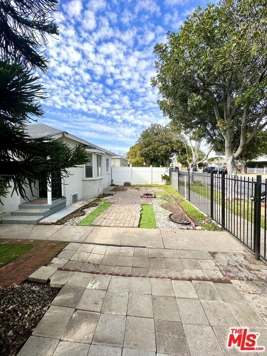 505 Edgewood Street - Photo 1