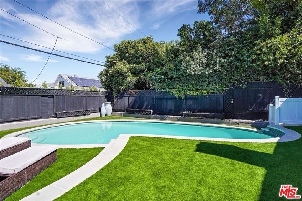 6500 Ponce Avenue - Photo 7