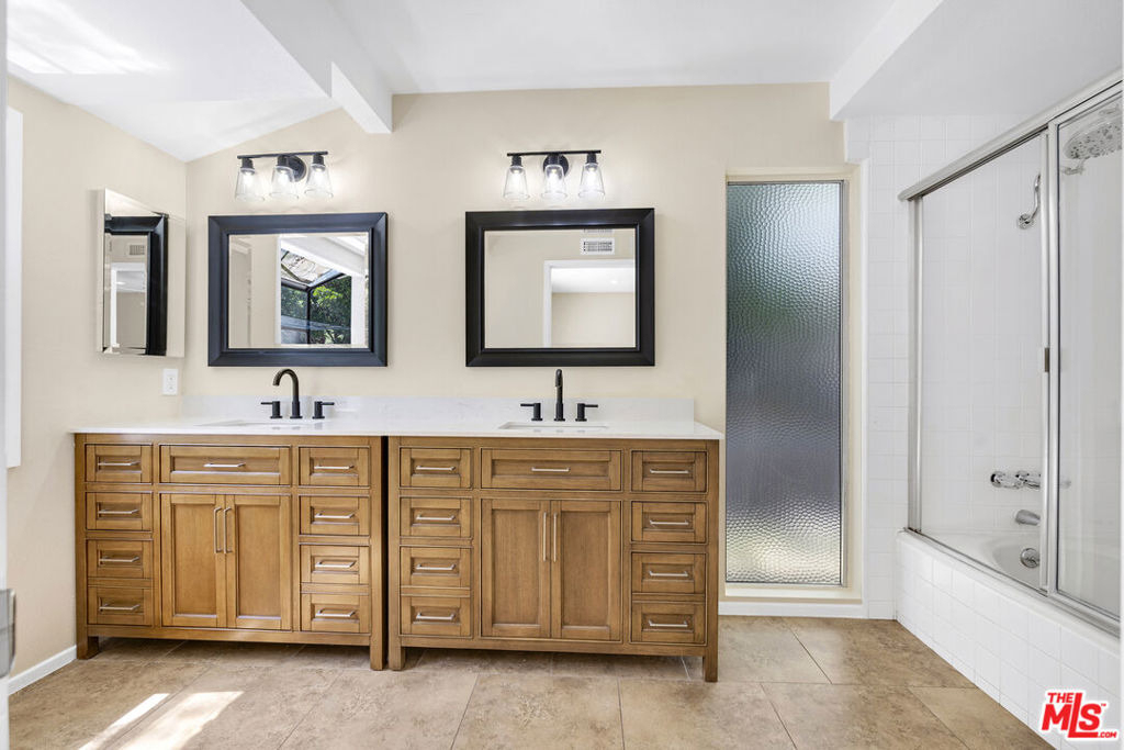 26572 Academy Drive - Photo 28