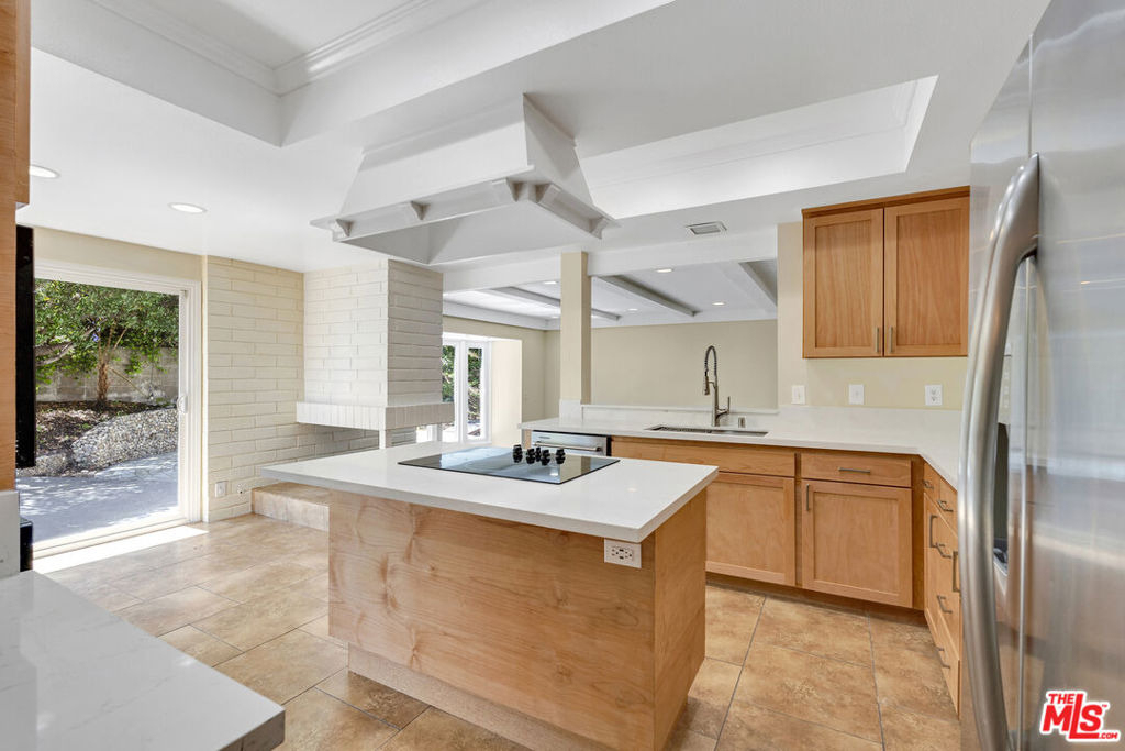 26572 Academy Drive - Photo 4