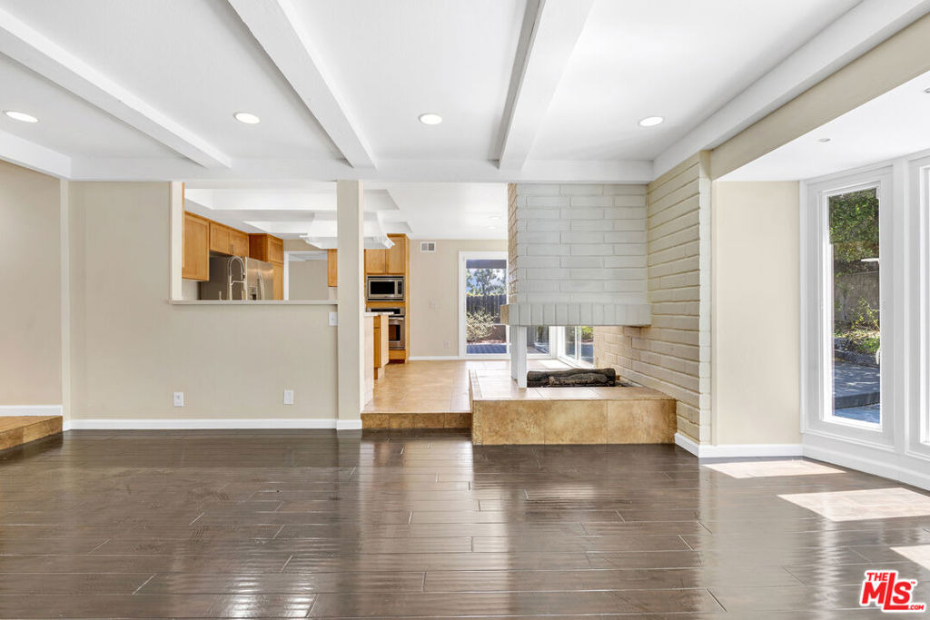 26572 Academy Drive - Photo 6
