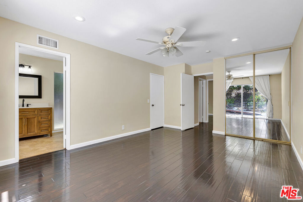 26572 Academy Drive - Photo 7