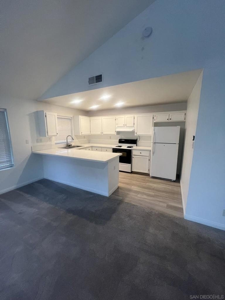 1927 3rd St - Photo 3