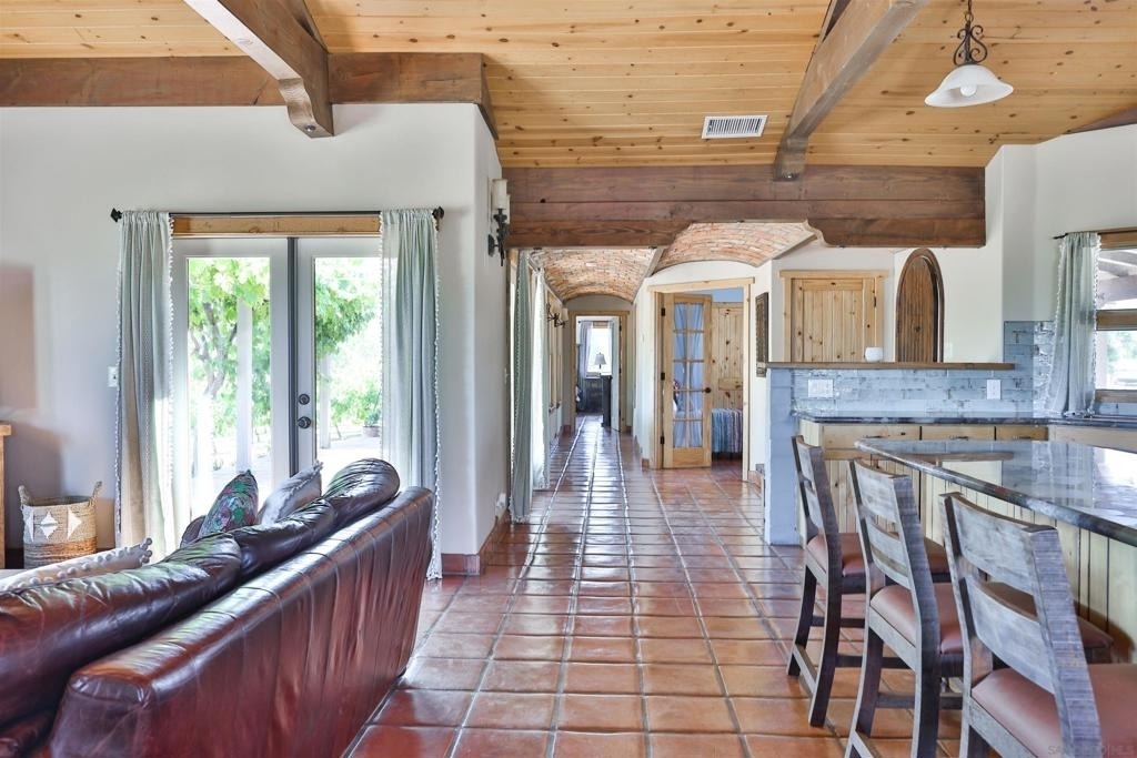 25933 Potrero Valley Rd - Photo 29