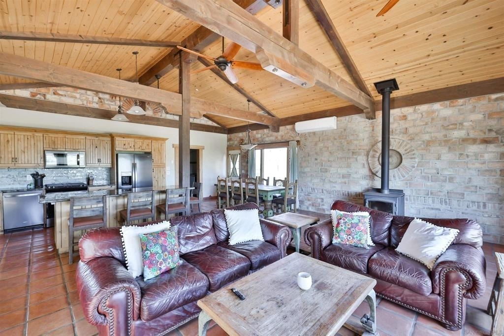 25933 Potrero Valley Rd - Photo 36