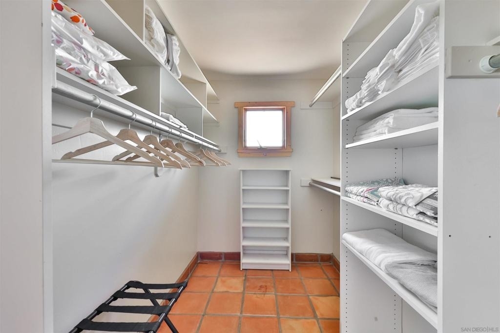25933 Potrero Valley Rd - Photo 26