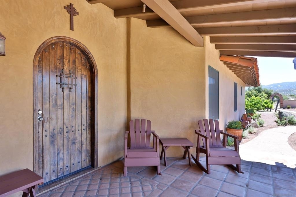 25933 Potrero Valley Rd - Photo 13