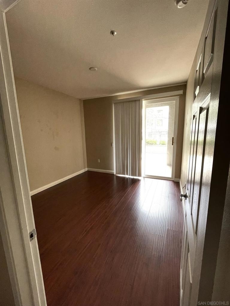 9229 Regents Rd - Photo 3