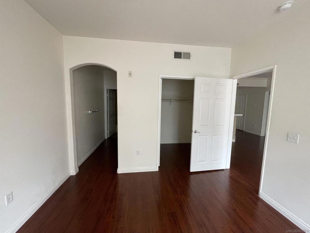 9229 Regents Rd - Photo 7