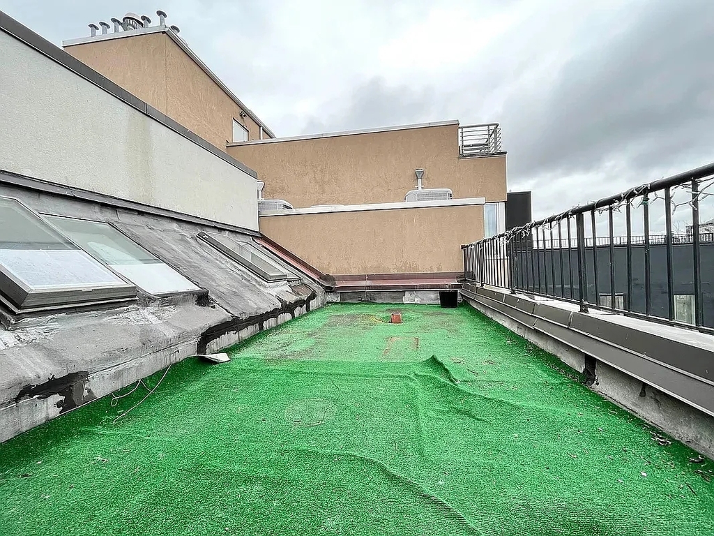 324 Melrose Street - Photo 13