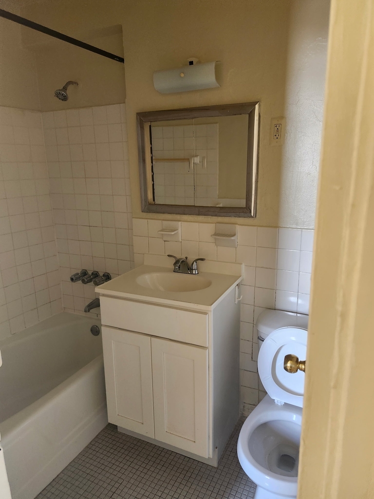 630 Ocean Avenue - Photo 3