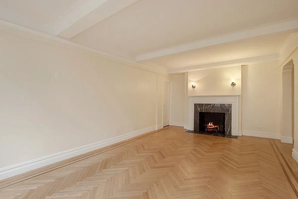 East 68th Street - Photo 0
