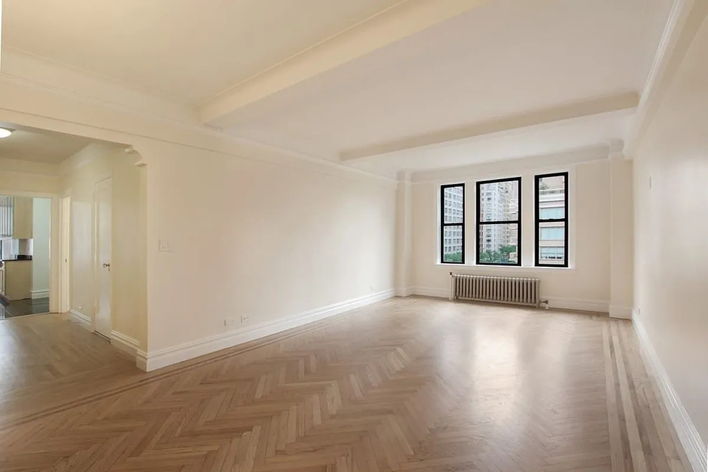 East 68th Street - Photo 1