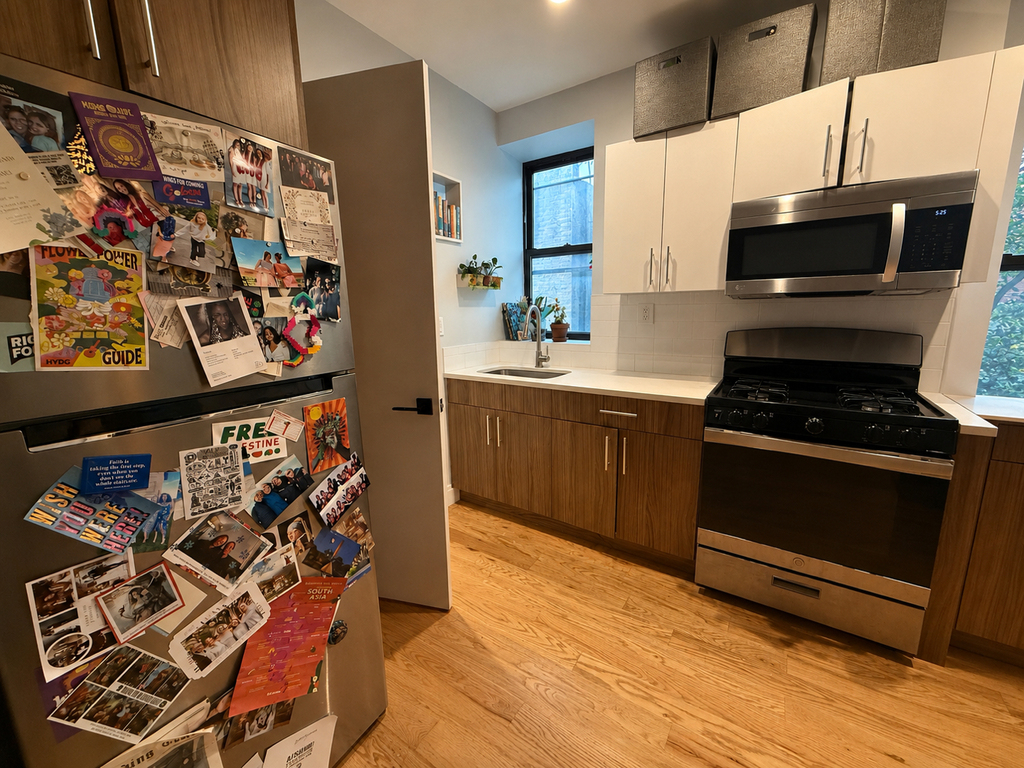 563 St Johns Place - Photo 4