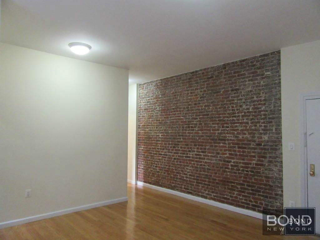 West 73rd Street - Photo 4
