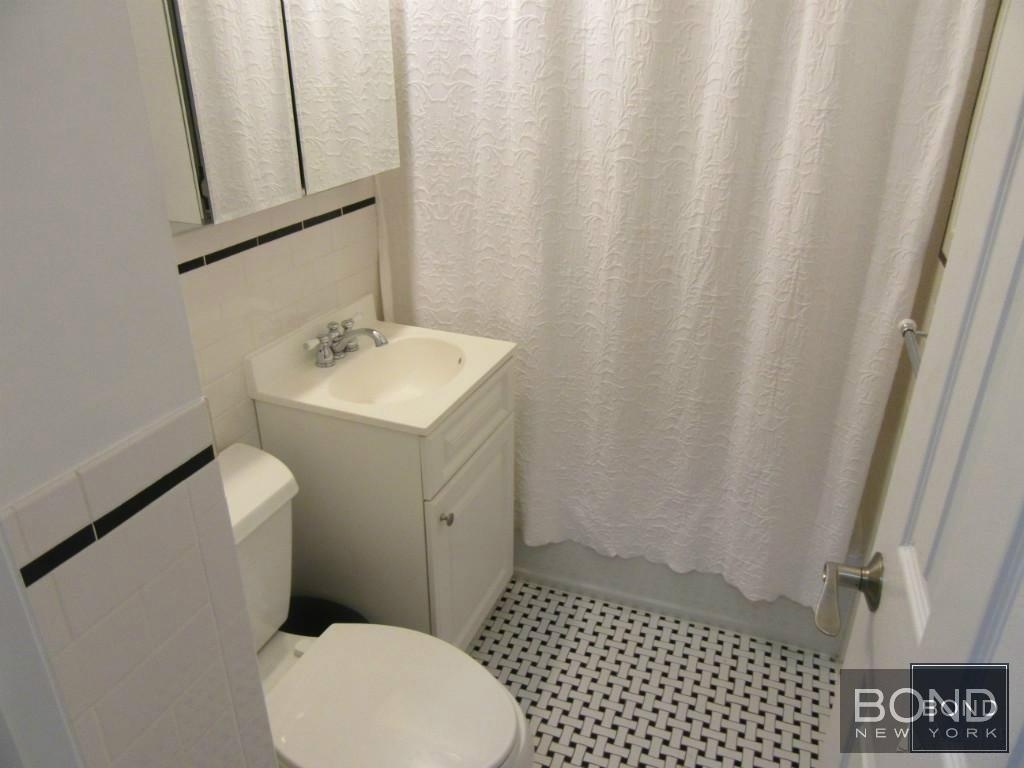 West 73rd Street - Photo 5