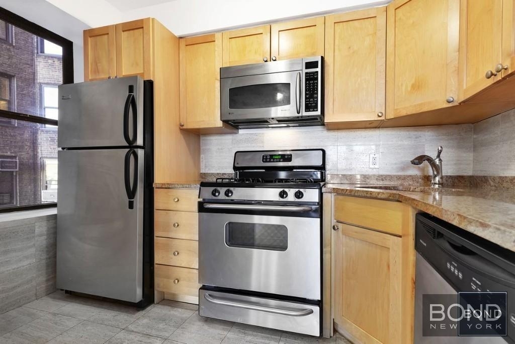 West 79th Street - Photo 5