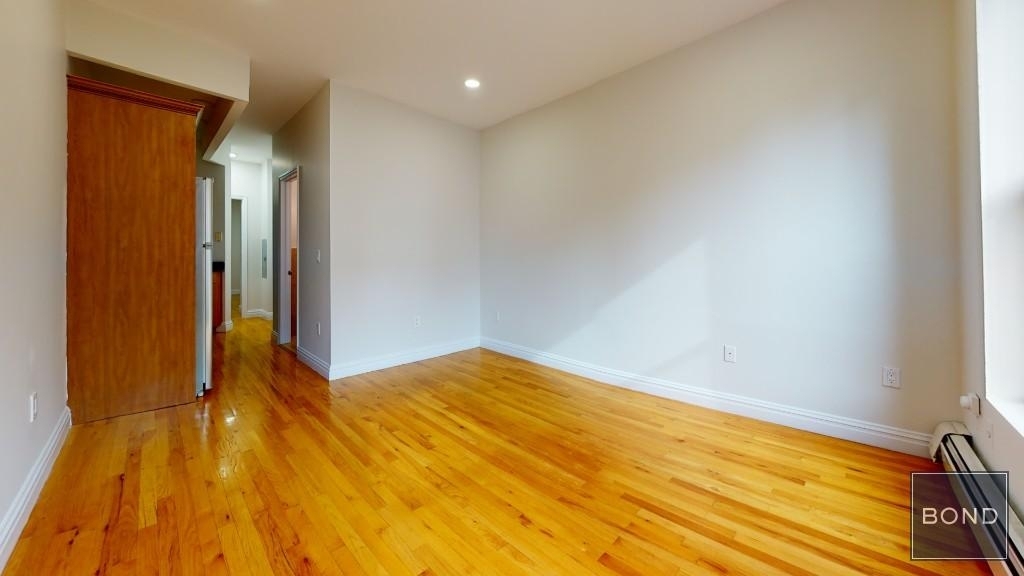 West 54 Street - Photo 2