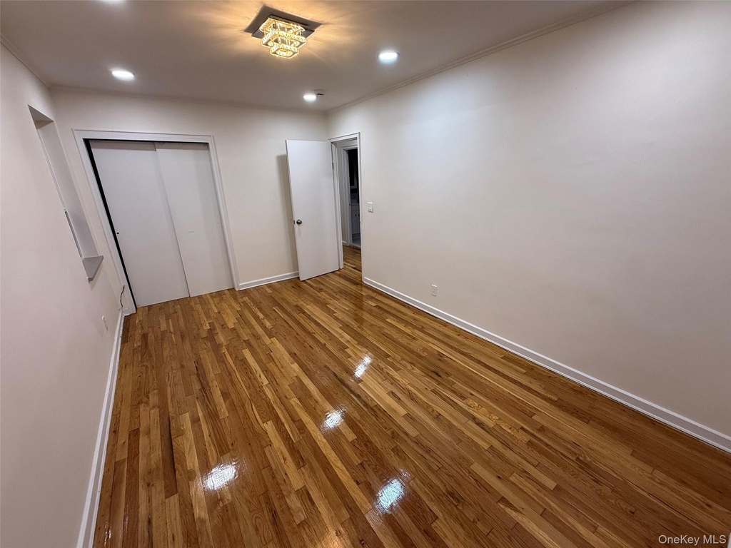 59th Street - Photo 9