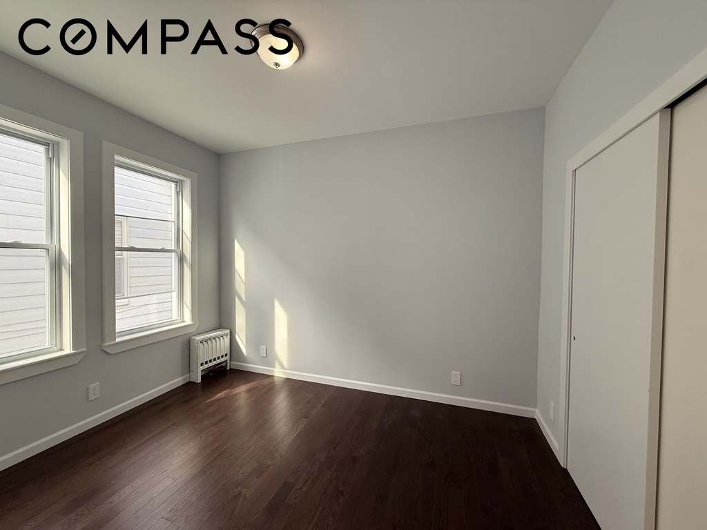 85th Street - Photo 5