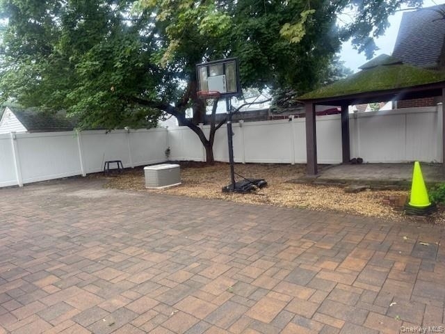302 Oakford Street - Photo 30