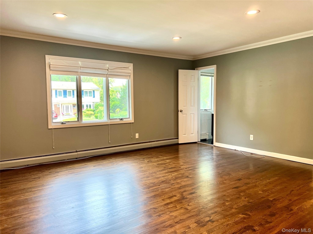 18 Melrose - Photo 12