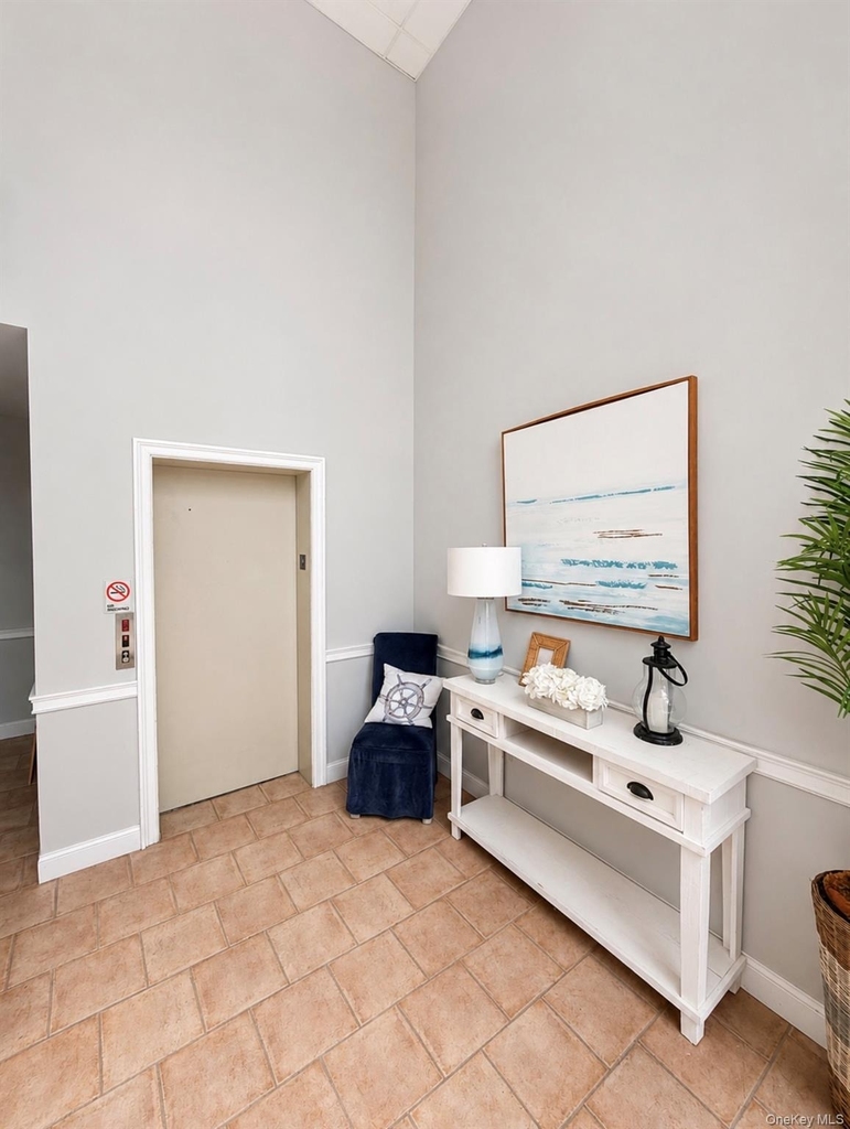 210 Main Street - Photo 4