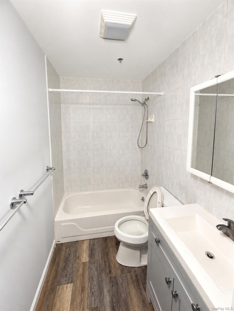 210 Main Street - Photo 8