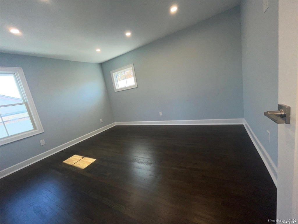 3874 Jerusalem Avenue - Photo 23