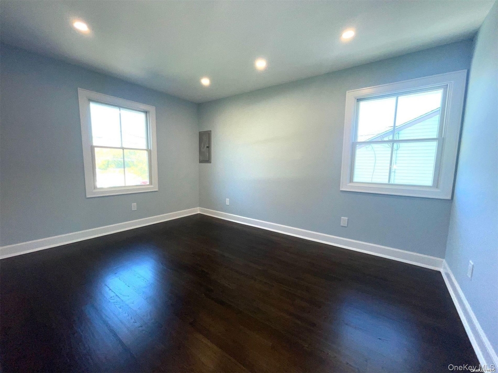 3874 Jerusalem Avenue - Photo 22