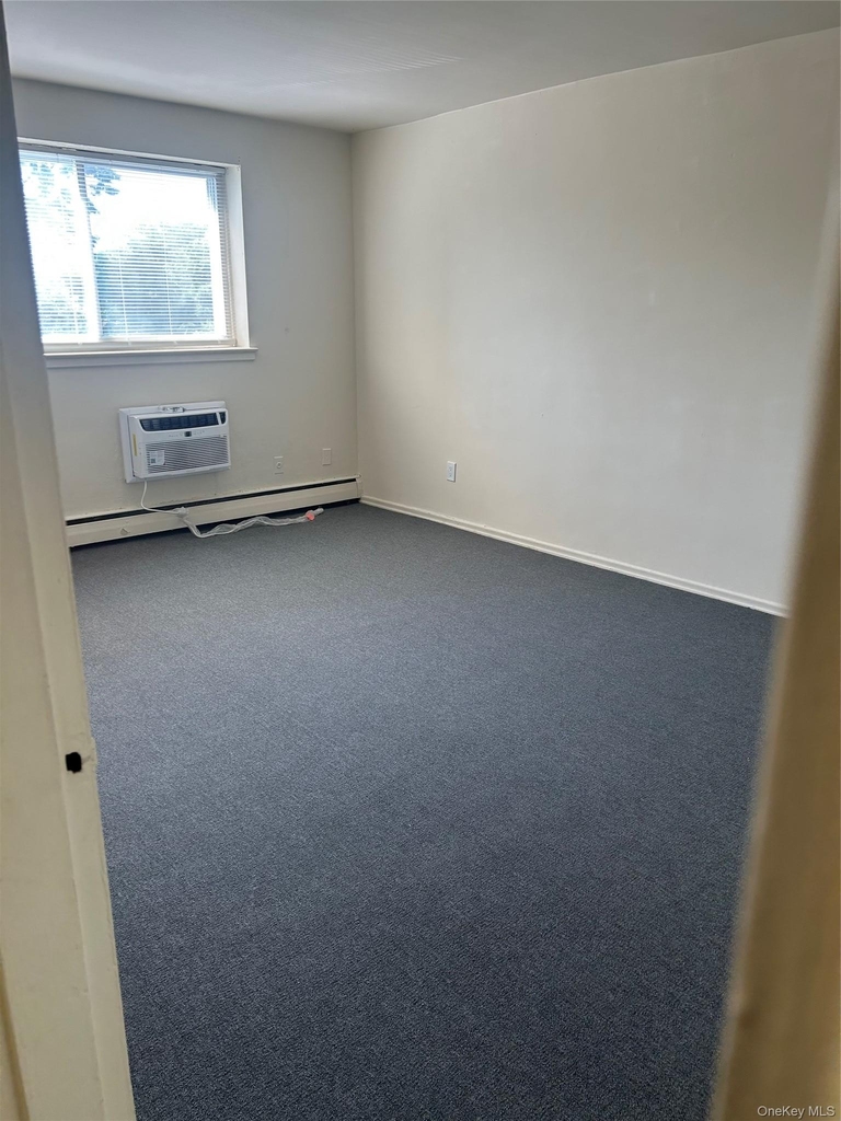 50-52 Gibson Boulevard - Photo 5