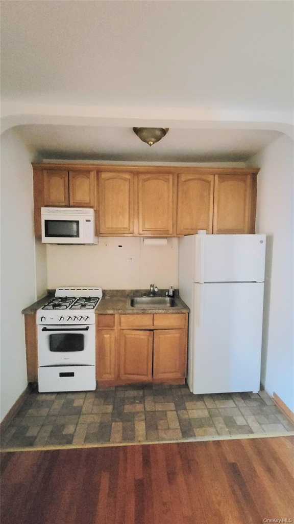 63-60 102nd Street - Photo 9