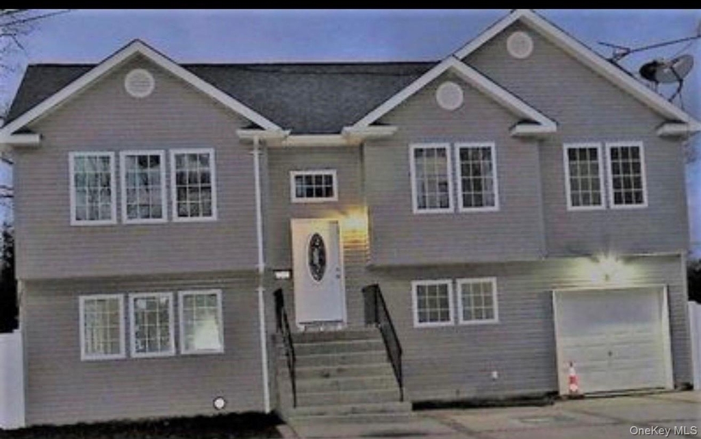 255 Smith Street - Photo 0