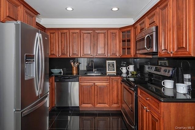 21 Sylvan Lane - Photo 1