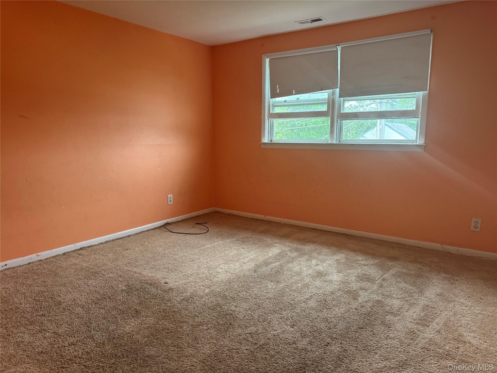 124 Parkdale Drive - Photo 3