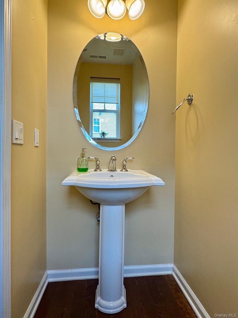 8 Green Court - Photo 19