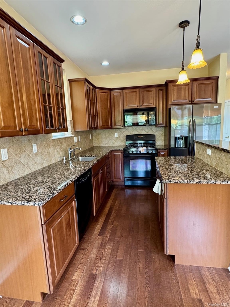 8 Green Court - Photo 15