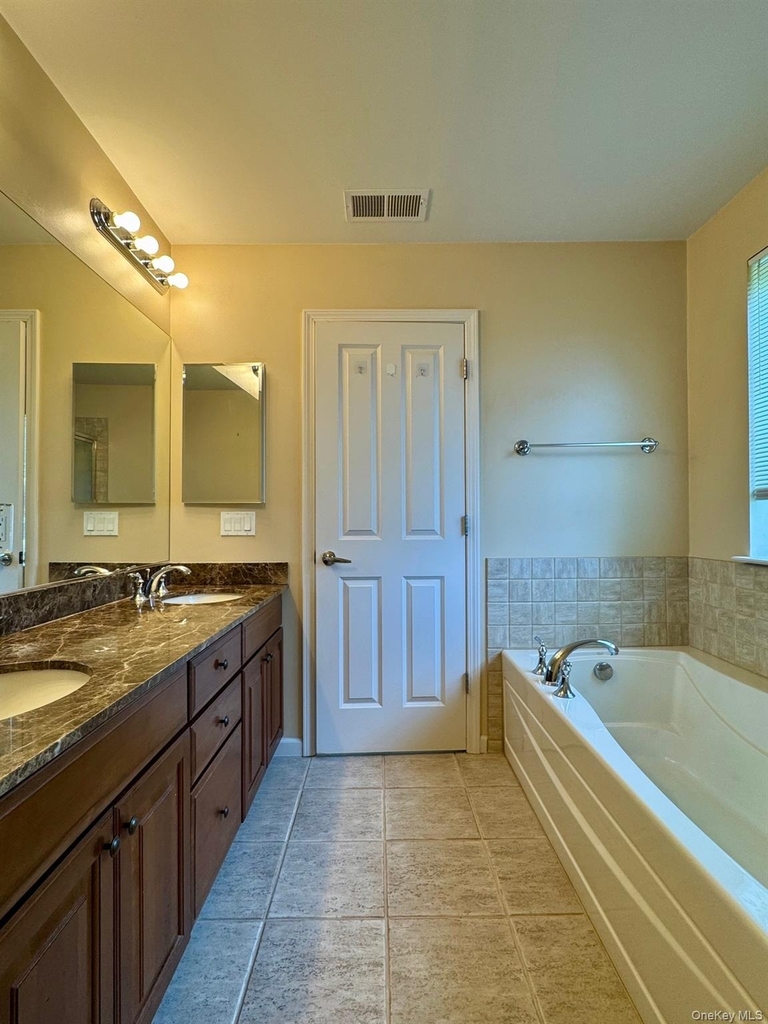8 Green Court - Photo 26