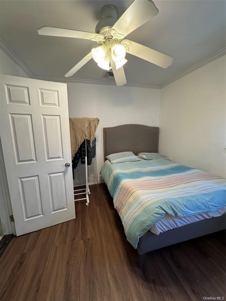 1498 Kew Avenue - Photo 11