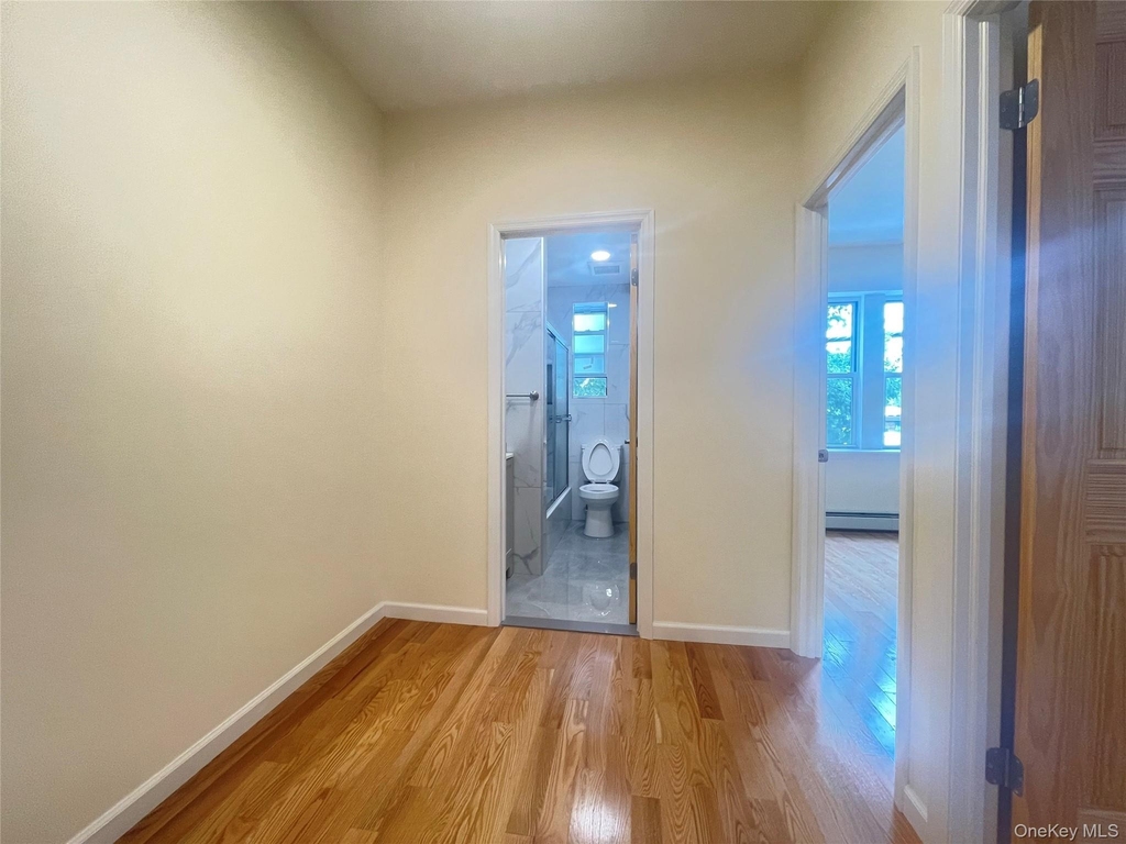 1006 Jericho Turnpike - Photo 6