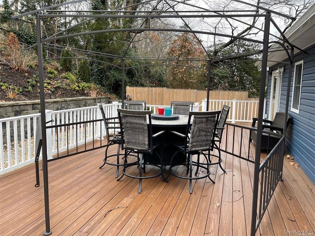 84 Ocean Avenue - Photo 22