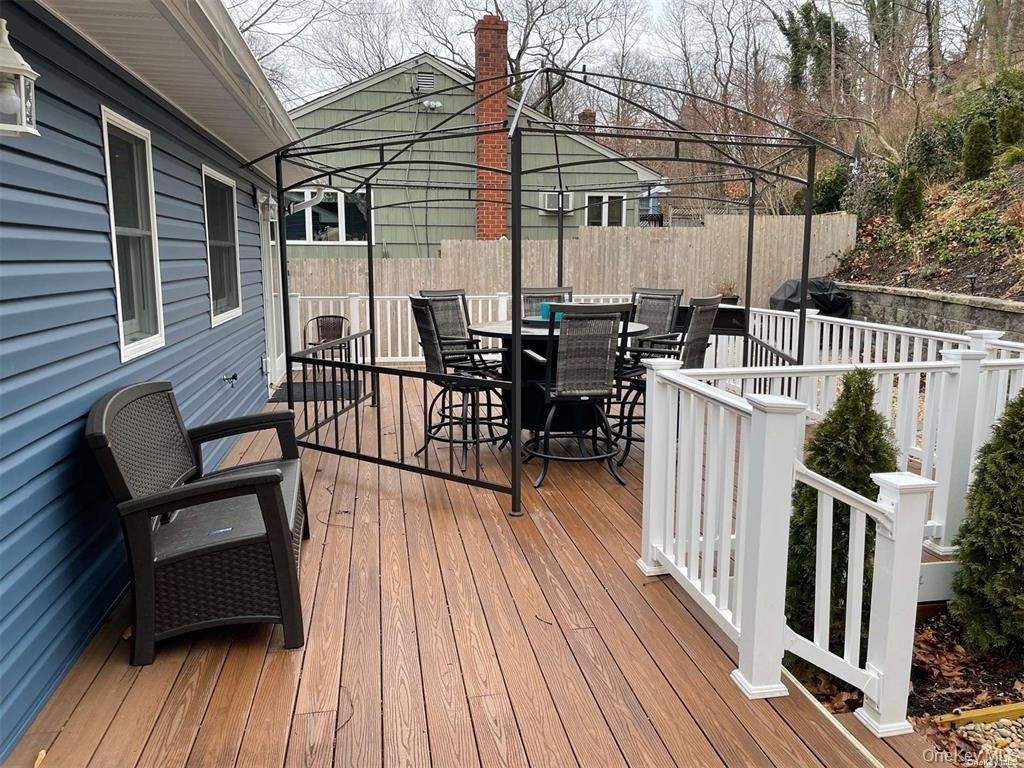 84 Ocean Avenue - Photo 23