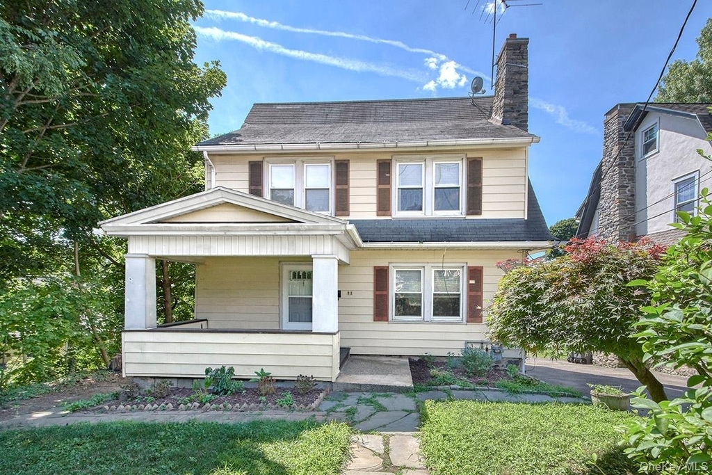 13 Concord Avenue - Photo 0