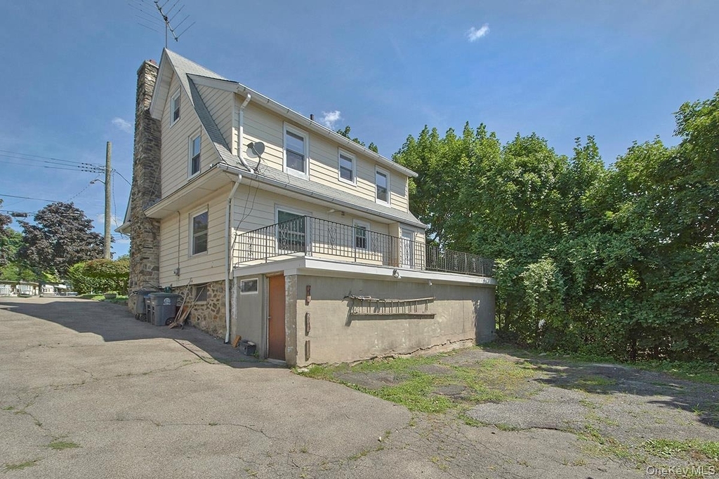 13 Concord Avenue - Photo 16