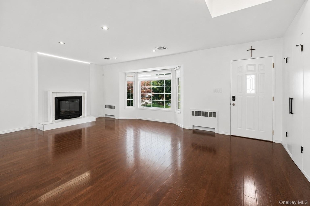 38 Birchwood Park Drive - Photo 1
