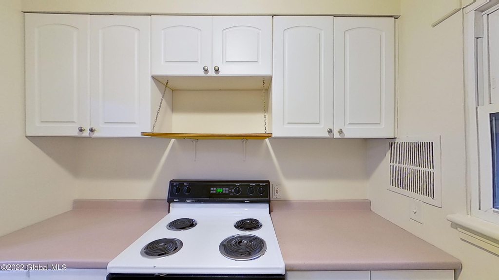 31 Parkwood Street - Photo 8