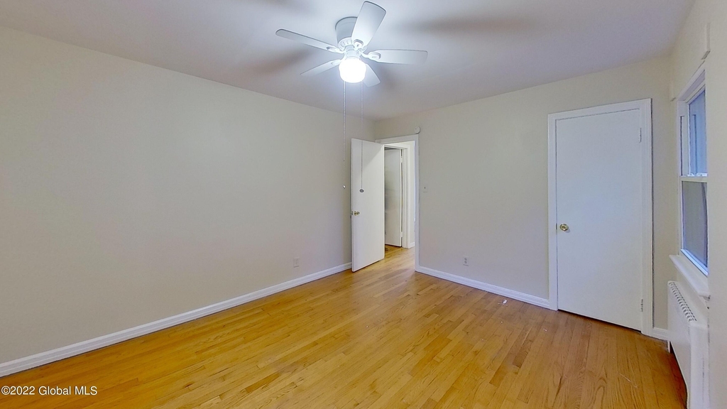 31 Parkwood Street - Photo 29